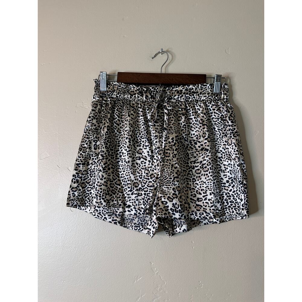BORN PJ SET LS Button Up with Shors Leopard Silky Blend Small - Picture 3 of 5